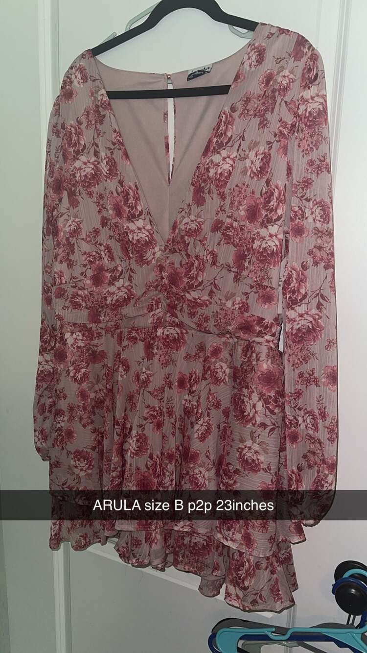 ARULA Mauve Multi Floral V-Neck Long Sleeve Romper